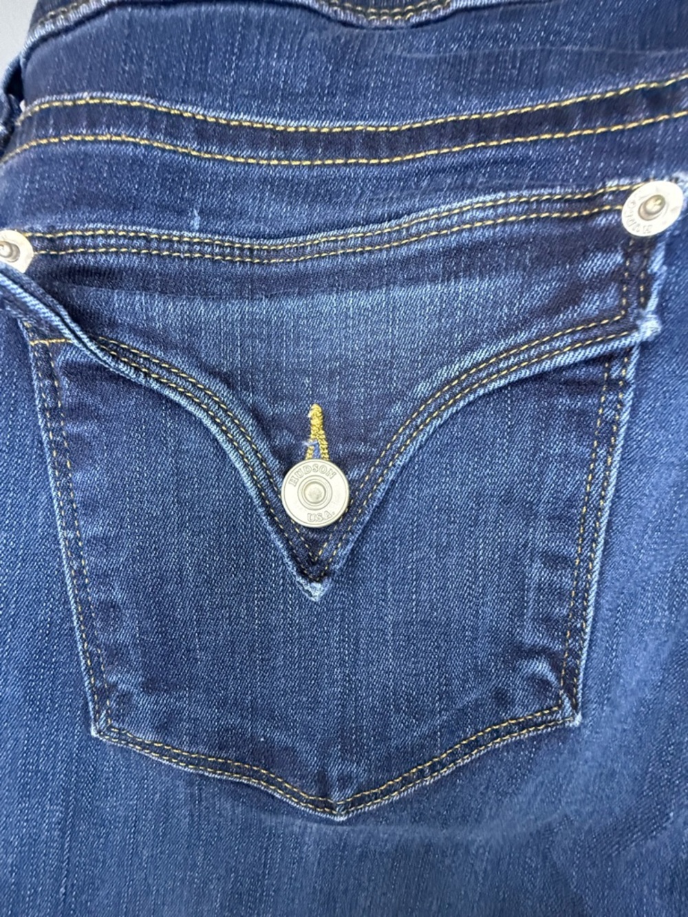 Vintage Hudson Jeans “Beth Babyboot” Dark Indigo Bootcut with Subtle Whiskering - Picture 6 of 7